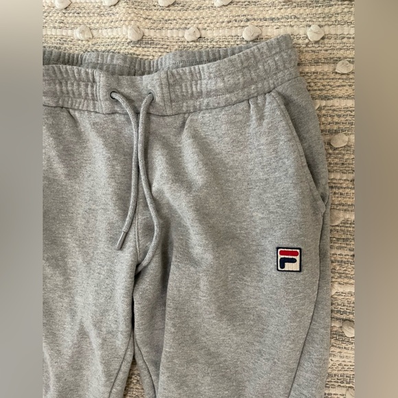 Grey FILA jogger sweatpants - Picture 2 of 4